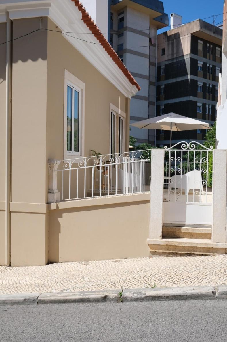 Vila Julieta Guesthouse Коимбра Екстериор снимка