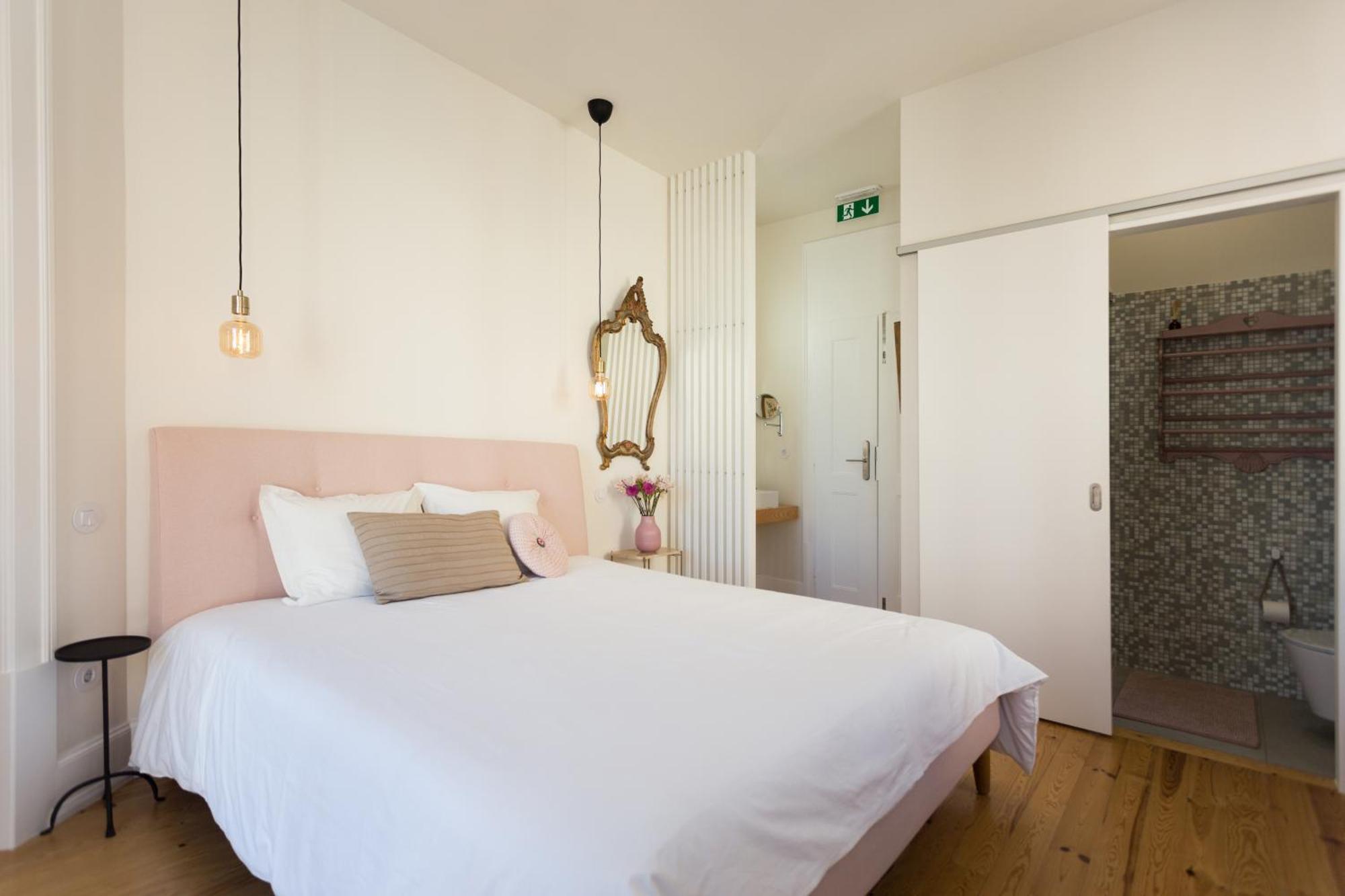 Vila Julieta Guesthouse Коимбра Екстериор снимка